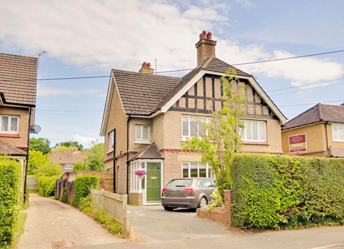 3 Bedroom House For Sale In Eastern Road, Haywards Heath, RH16