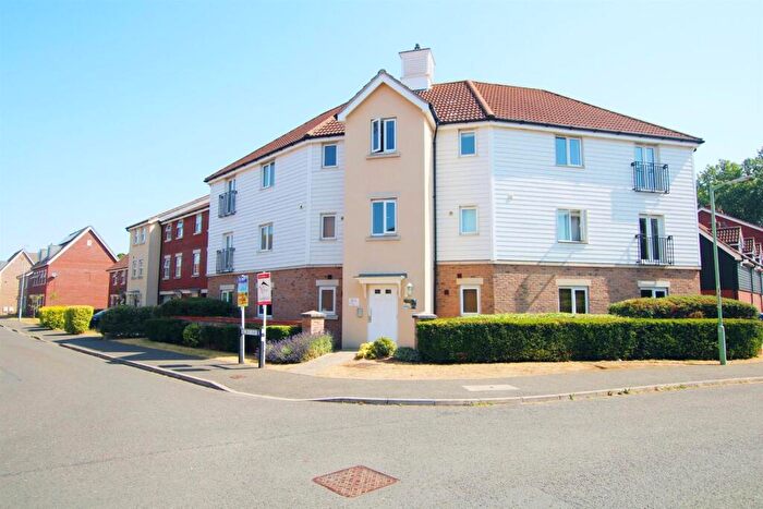 2 Bedroom Flat To Rent In Acorn Way, Red Lodge, IP28