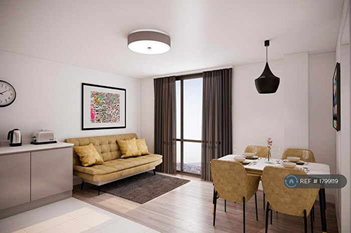 1 Bedroom Flat To Rent In Churchill Way, Macclesfield, SK11