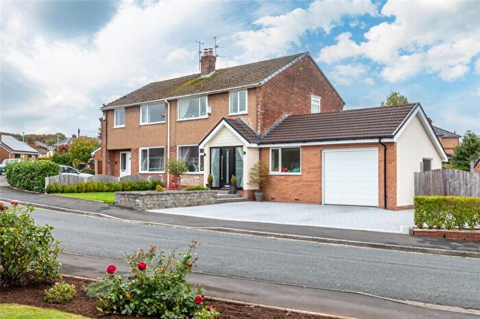4 Bedroom Semi-Detached House For Sale In Woodlands Avenue, Blackburn, Lancashire, BB2