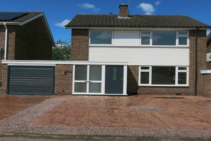 3 Bedroom Property To Rent In Appledore Avenue, Nottingham, NG8