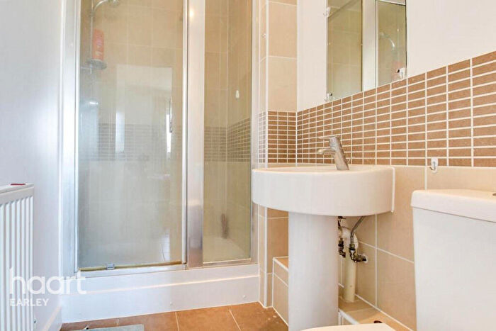 2 Bedroom Apartment To Rent In Whale Avenue, Reading, RG2