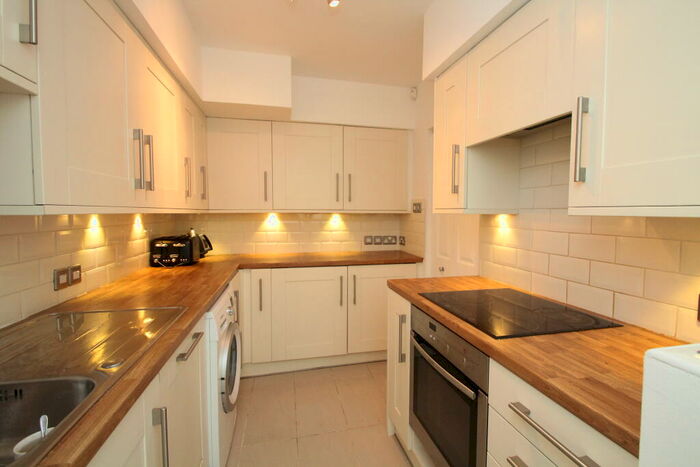 3 Bedroom Terraced House To Rent In Glendale Mews, BR3