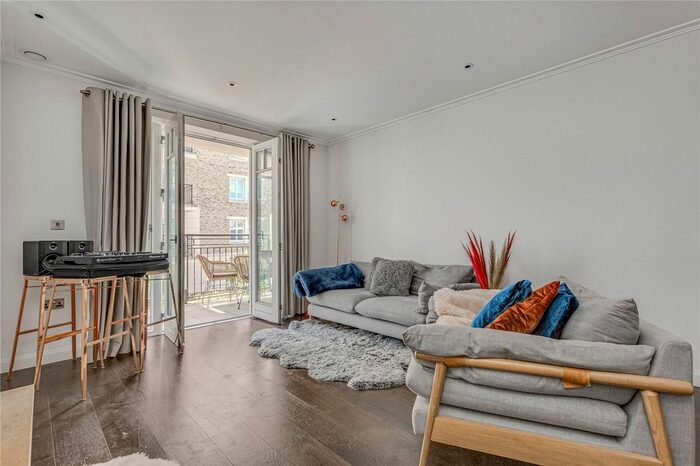 2 Bedroom Flat To Rent In Higham House East, Carnwath Road, SW6