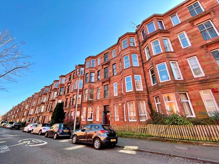 3 Bedroom Flat To Rent In Caird Drive, Dowanhill, Glasgow, G11