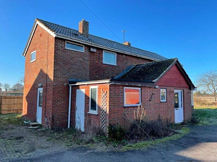 4 Bedroom Detached House For Sale In Queens Avenue, Wallingford, OX10