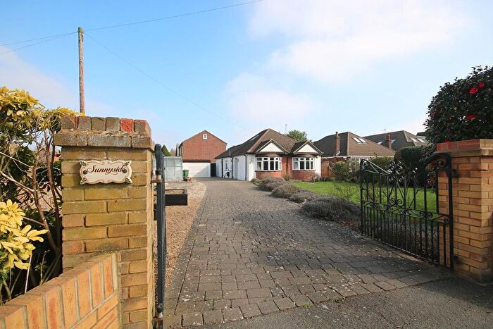 3 Bedroom Detached Bungalow For Sale In Ashford Road, Ashford, TW15