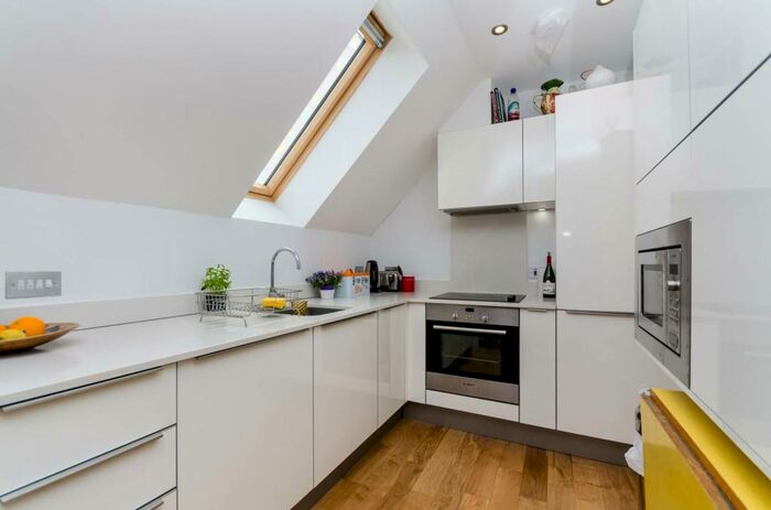 1 Bedroom Flat To Rent In Waldram Park Road, Forest Hill, London, SE23