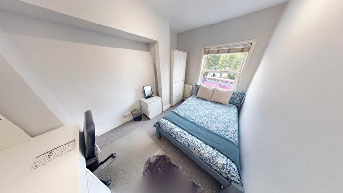 6 Bedroom Terraced House To Rent In A Mansfield Road, Nottingham, NG1