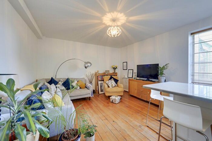 1 Bedroom Flat For Sale In Taymount Rise, Forest Hill, London, SE23