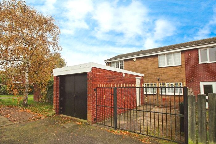 3 Bedroom End Terrace House For Sale In Walpole Close, Balby, Doncaster, South Yorkshire, DN4