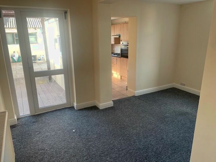 1 Bedroom Flat To Rent In Fisponds Road, Eastville, BS5