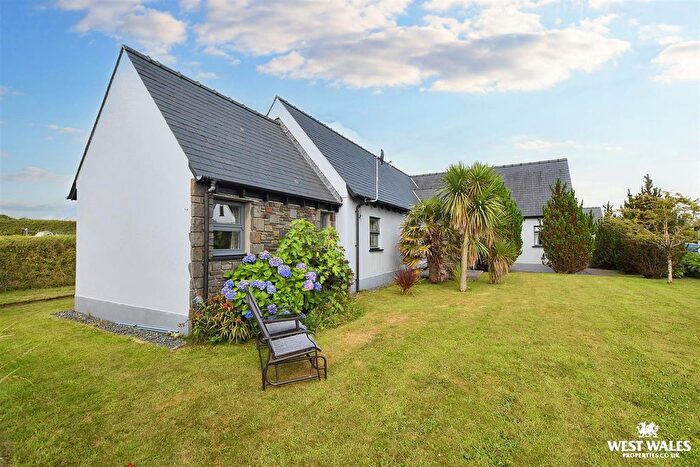 3 Bedroom Detached Bungalow For Sale In Cuffern, Roch, Haverfordwest, SA62