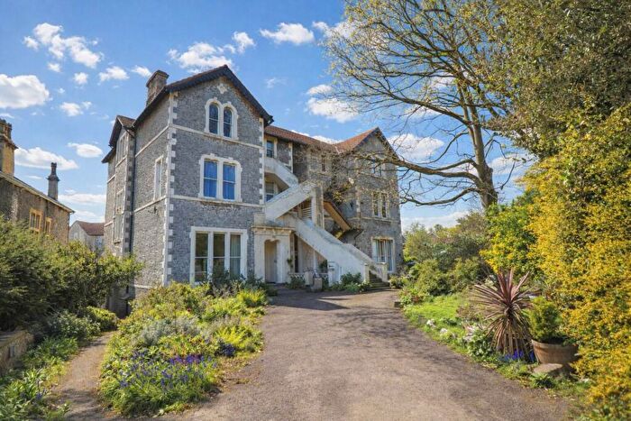 3 Bedroom Flat For Sale In Shrubbery Road, Hillside - Impressive Victorian Flat - Own Entrance, BS23