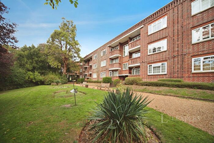 2 Bedroom Flat To Rent In The Mount, New Bedford Road, Luton, Bedfordshire, LU3