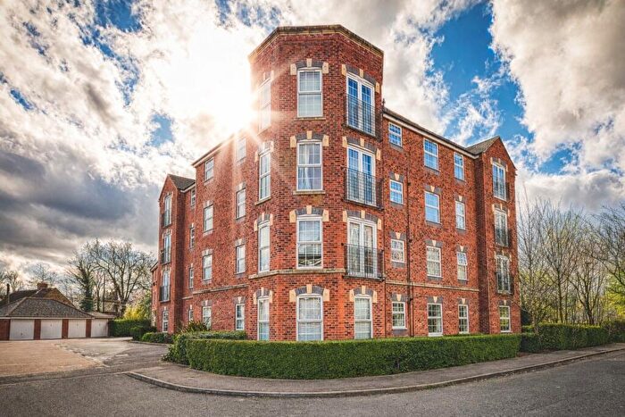 2 Bedroom Flat For Sale In Magnus Court, Chester Green, Derby, DE21
