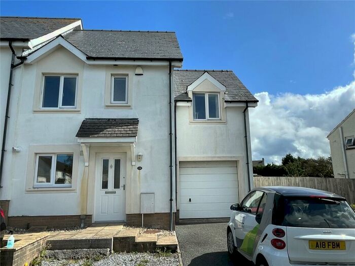 End Of Terrace House To Rent In Delapoer Drive, Haverfordwest, Pembrokeshire, SA61