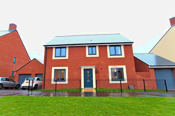 6 Bedroom Detached House To Rent In Slade Baker Way, Stoke Gifford, Bristol, BS16