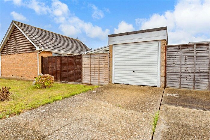 2 Bedroom Detached Bungalow For Sale In Rolfs Close, Bembridge, Isle Of Wight, PO35