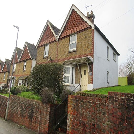 2 Bedroom Semi-Detached House To Rent In Preston Hill, Canterbury, CT3