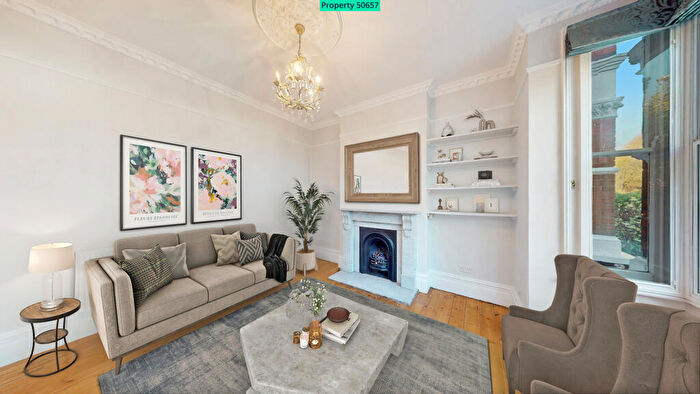 1 Bedroom Ground Maisonette To Rent In Priory Road, London, N8