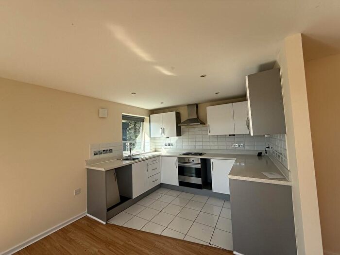 2 Bedroom Flat To Rent In Branksome Wood Road, Bournemouth, BH2