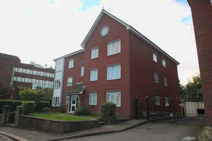 1 Bedroom Flat To Rent In Chapel Road, Redhill, RH1
