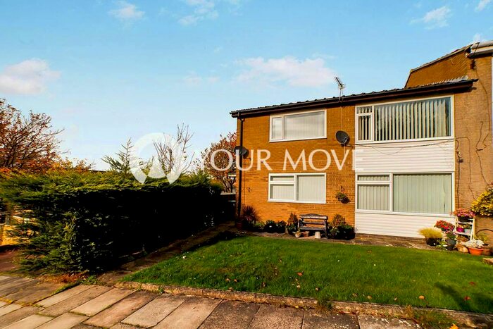 2 Bedroom Flat To Rent In Briarsyde Close, Whickham, Newcastle Upon Tyne, NE16