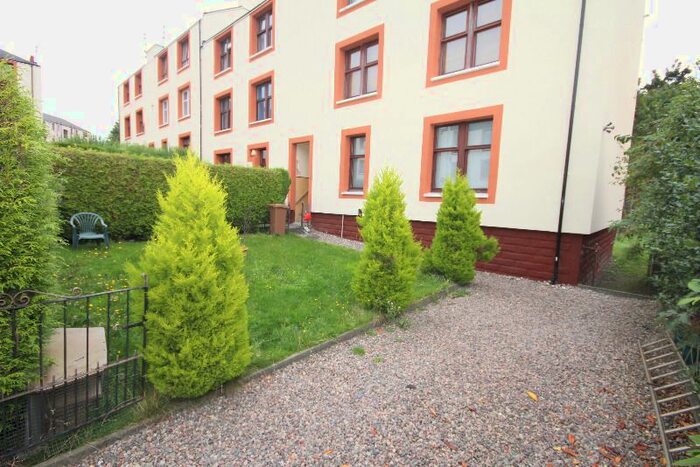 2 Bedroom Flat To Rent In Marryat Terrace, Strathmartine, Dundee, DD3