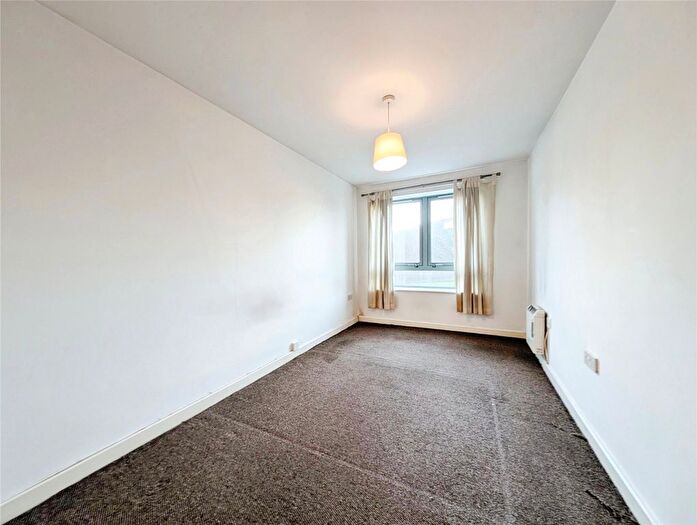 2 Bedroom Flat For Sale In Ouseburn Wharf, St. Lawrence Road, Newcastle Upon Tyne, Tyne And Wear, NE6