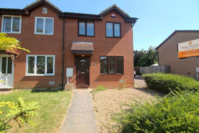 3 Bedroom Semi-Detached House To Rent In Wagner Close, Browns Wood, Milton Keynes, MK7