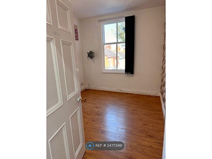 3 Bedroom Flat To Rent In Donnington St, Leicester, LE2