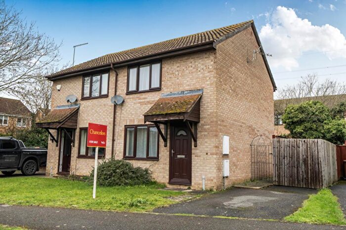 2 Bedroom Semi Detached House For Sale In Botley, Oxford, OX2