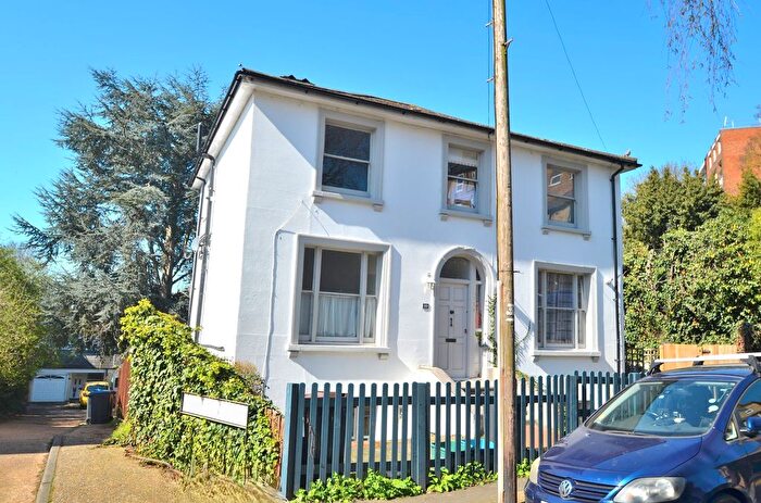 2 Bedroom Flat For Sale In South Vale, Crystal Palace, SE19