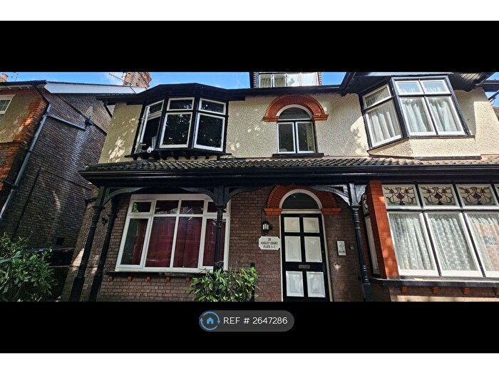 1 Bedroom Flat To Rent In Hadley Court, Luton, LU3