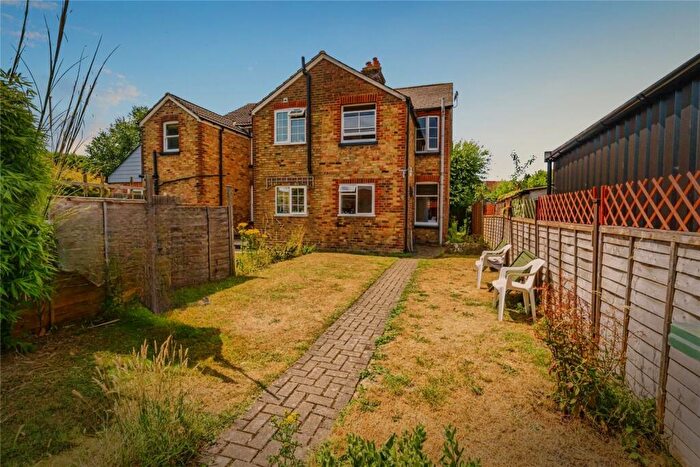 3 Bedroom House For Sale In Albury Road, Merstham, Redhill, Surrey, RH1