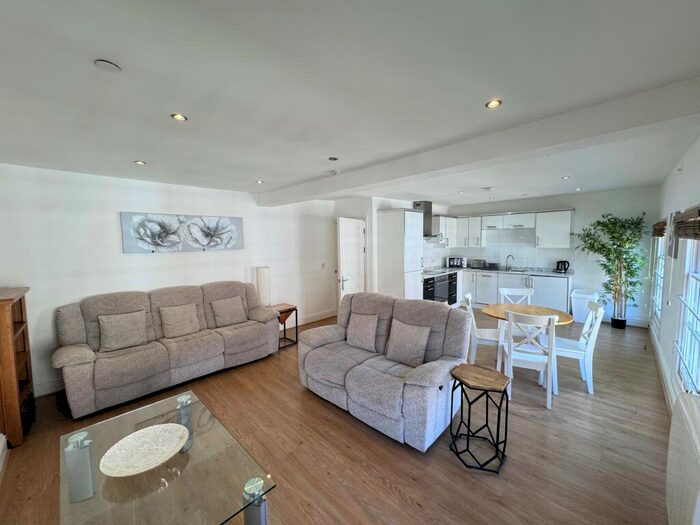 2 Bedroom Apartment To Rent In Regent Street, City Centre, NG1