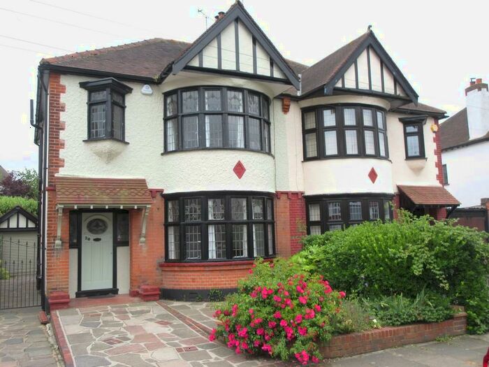 3 Bedroom Semi-Detached House To Rent In Dale Road, Leigh-On-Sea, SS9