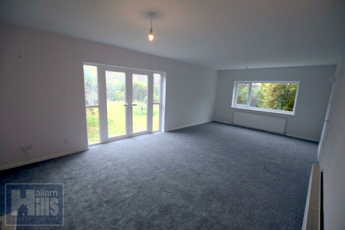 4 Bedroom Semi-Detached House To Rent In Barber Balk Road, Rotherham, South Yorkshire, S61