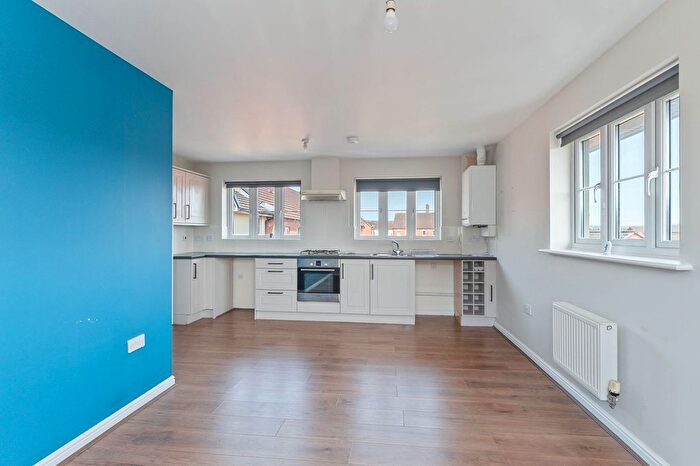 2 Bedroom Flat For Sale In Argosy Way, Newport, NP19