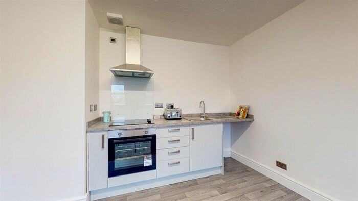 1 Bedroom Flat To Rent In Park Avenue, Princes Avenue, Hull, HU5