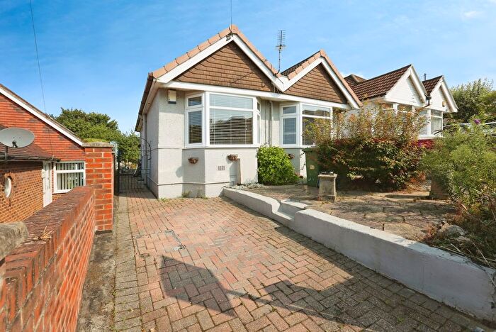 2 Bedroom Bungalow For Sale In Upper Deacon Road, Southampton, Hampshire, SO19