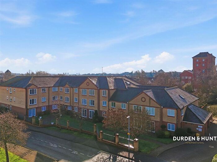 1 Bedroom Retirement Property For Sale In Exeter Drive, Cranmere Court Exeter Drive, CO1