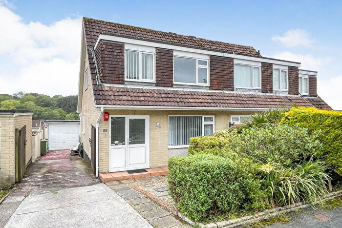 3 Bedroom Semi Detached House For Sale In Danum Drive, Plympton, Devon, PL7