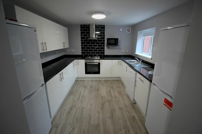 6 Bedroom Terraced House To Rent In Lyndhurst Avenue, West Jesmond, NE2