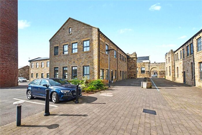 2 Bedroom Apartment For Sale In , Dyehouse Walk, Yeadon, Leeds, West Yorkshire, LS19