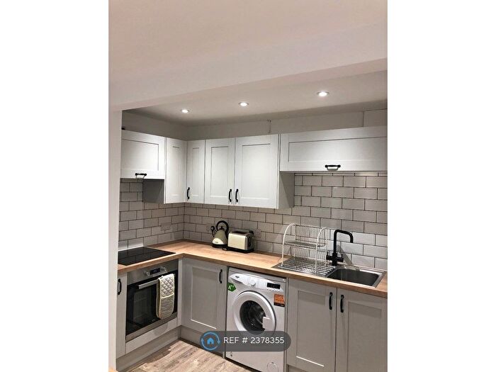 2 Bedroom Terraced House To Rent In Haddon Road, Burley, LS4