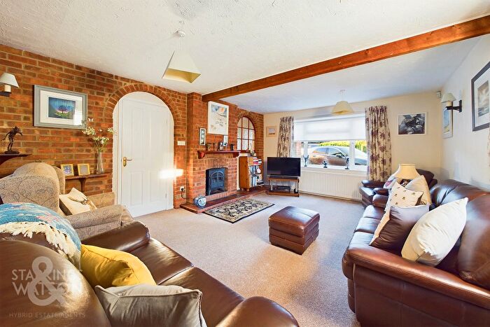 4 Bedroom Detached House For Sale In Catfield Road, Ludham, Great Yarmouth, NR29
