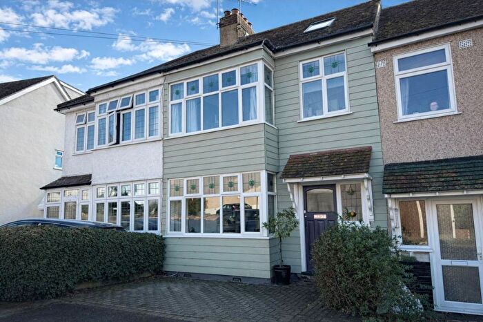 4 Bedroom Terraced House For Sale In Westwood Avenue, Brentwood, CM14