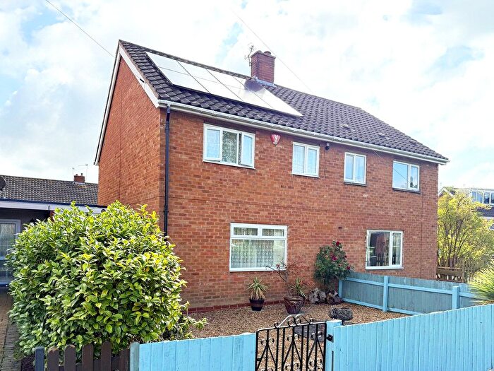 3 Bedroom Semi-detached House For Sale In Dutton Green, Harlescott Grange, Shrewsbury, SY1
